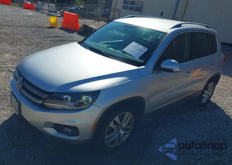 2012 Volkswagen Tiguan Se z USA, uszkodzony, nr VIN WVGAV7AX4CW529197